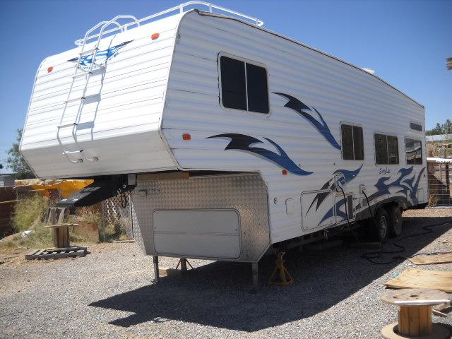 2006 Weekend Warrior 30 5th Wheel