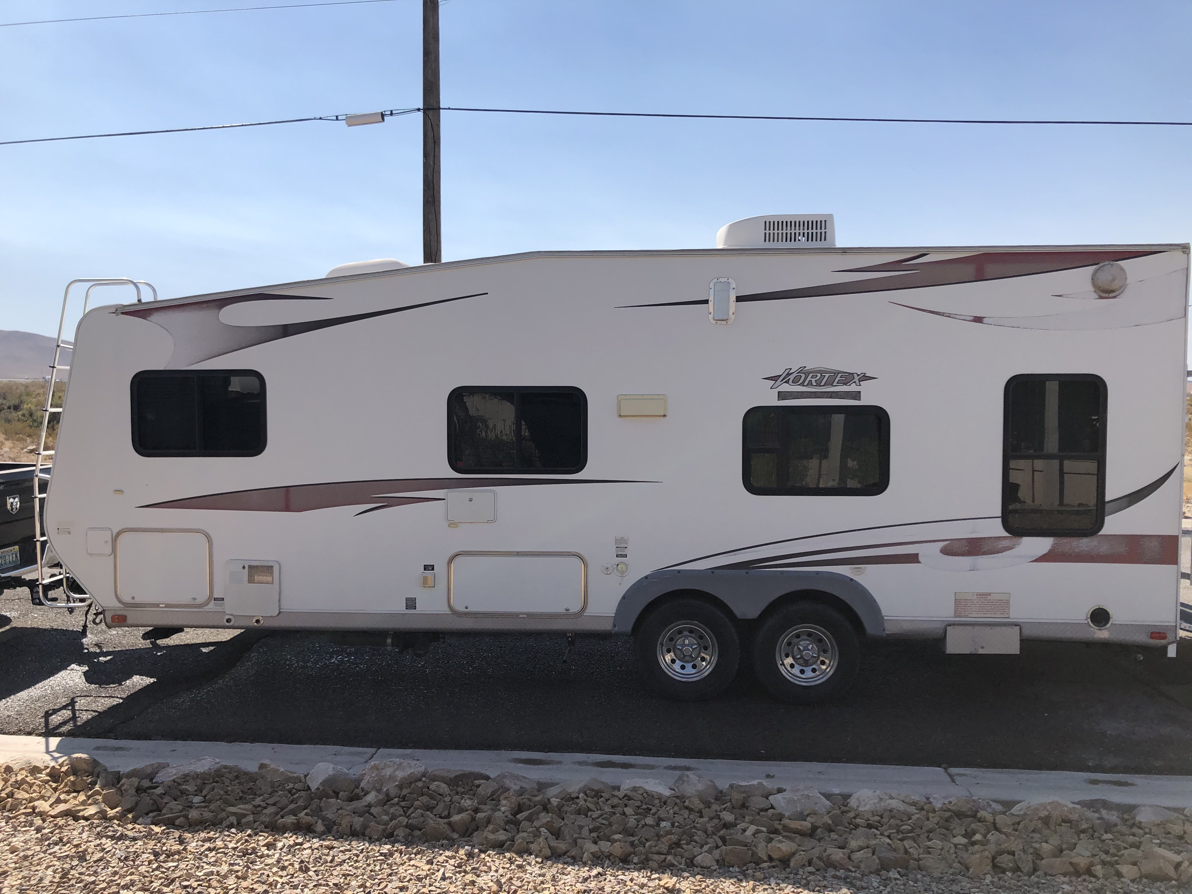 2008 Vortex Toy Hauler M 23fs Rv S